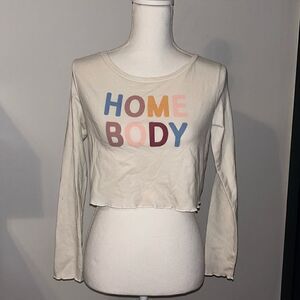Home body cream cropped long sleeve top size small
